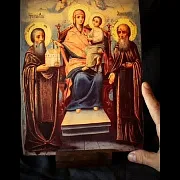 Икона Богоматери "Домостроительница" +подставка — фотография 1