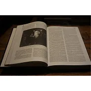 Закон и справедливость — книга в коже — оригинальный подарок — фотография 2