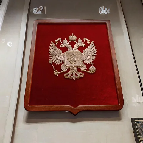 Панно «Герб России» с геральдической рамкой, большое