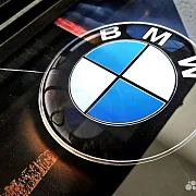 Нарды под стеклом «BMW M5 Ангельские глазки» — фотография 10